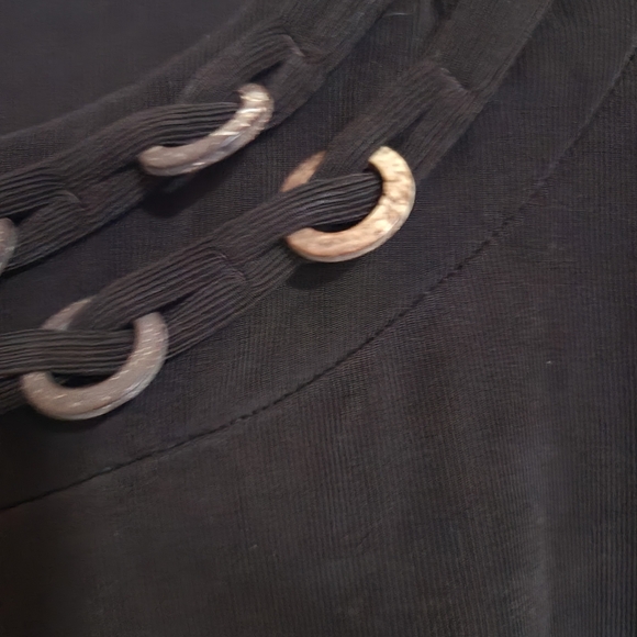 TRAVELERS BY CHICO'S WOMEN'S SIZE 3 WRINKLE RESISTANT SUITCASE READY VACATION - Picture 6 of 7